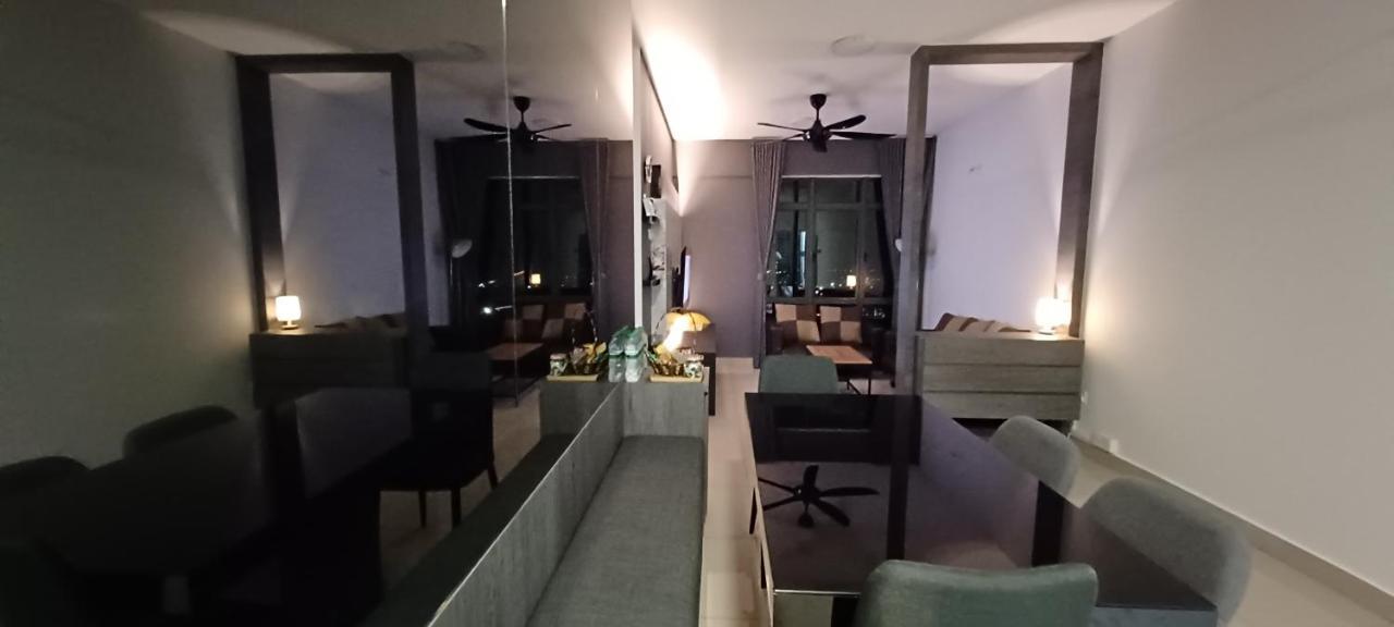 Апартаменти Modern Lifestyle Arc Austin Hills Джохор-Бару Екстер'єр фото